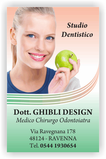 Ghibli Design - Biglietto verticale,  #2389 - fronte - dentista studio dentistico odontoiatra odontoiatrico ragazza sorriso mela denti bianchi sorridente bocca rosa verde