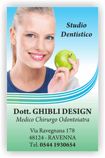 Ghibli Design - Biglietto verticale,  #2390 - fronte - dentista studio dentistico odontoiatra odontoiatrico ragazza sorriso mela denti bianchi sorridente bocca azzurro verde